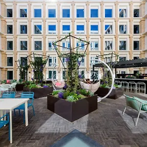 Apartment Cosy Living Ensuites At Trendy Wick Park In, London